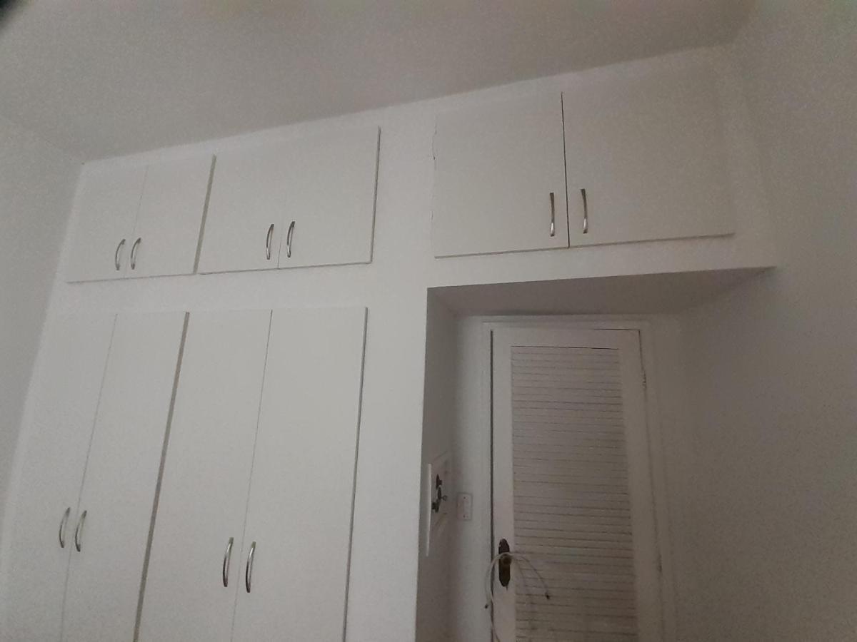 MARAVILHOSO QUARTO E SALA até 4 PESSOAS NO LEBLON na Av ATAULFO DE PAIVA Rio de Janeiro Exterior foto