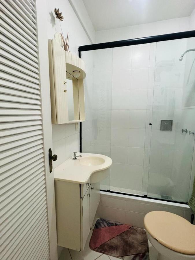 MARAVILHOSO QUARTO E SALA até 4 PESSOAS NO LEBLON na Av ATAULFO DE PAIVA Rio de Janeiro Exterior foto